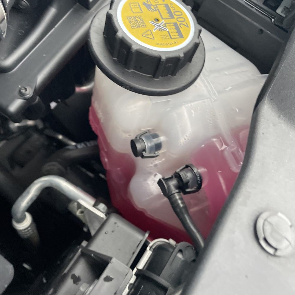 2024 Land Rover Defender 110 V8 P525