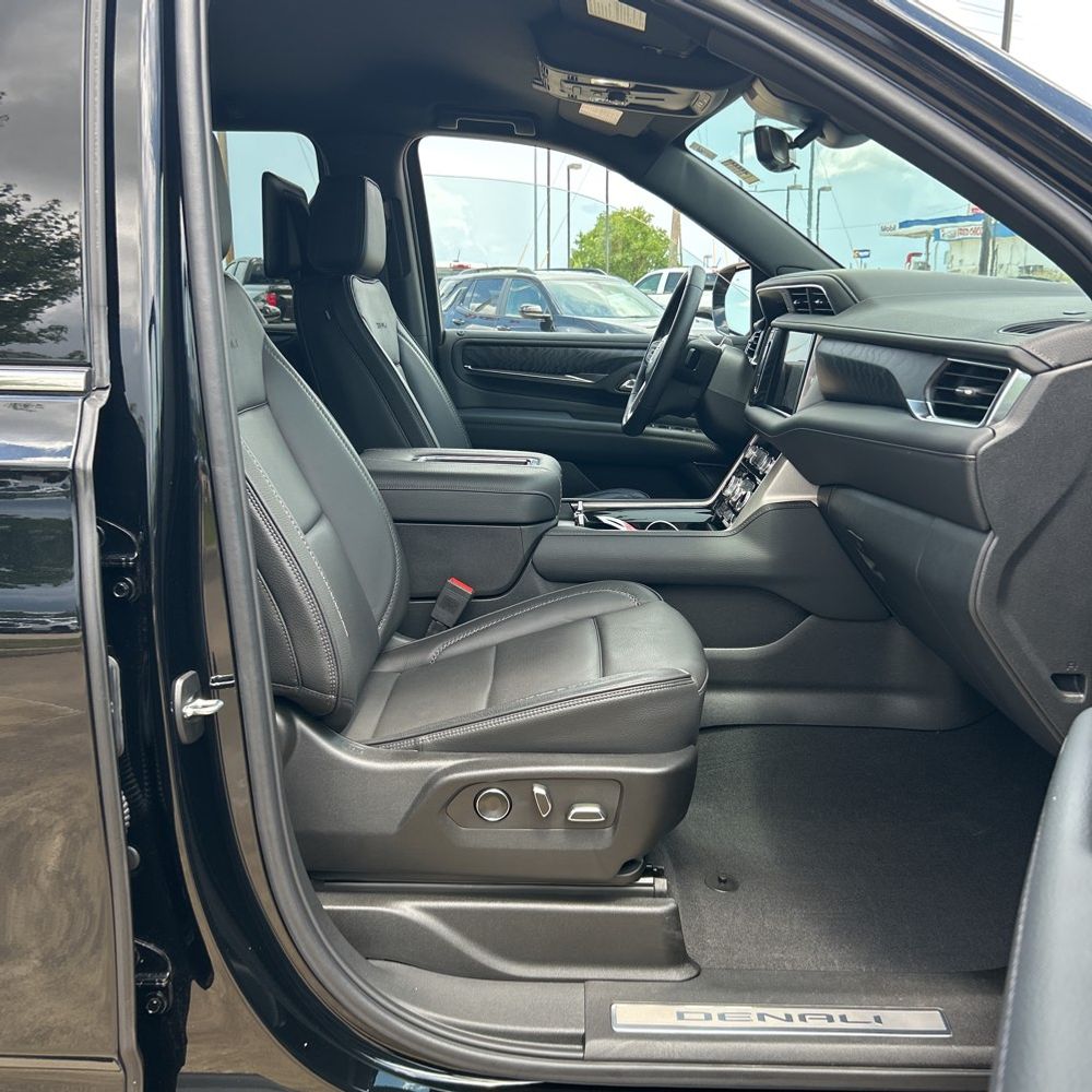 2024 GMC Yukon XL Denali