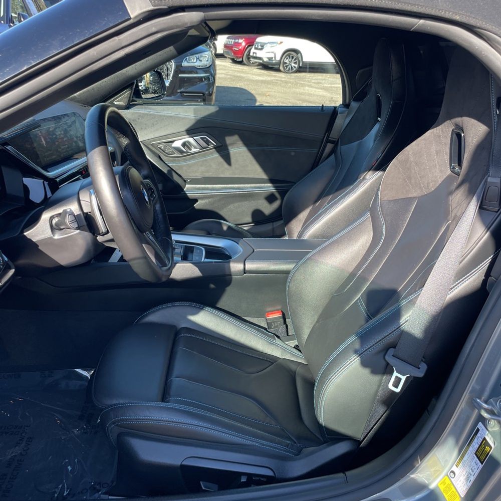 2023 BMW Z4 M40i