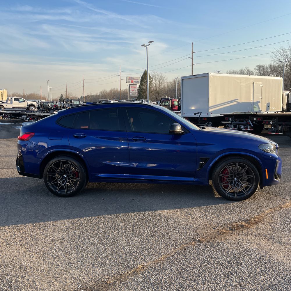 2023 BMW X4 M