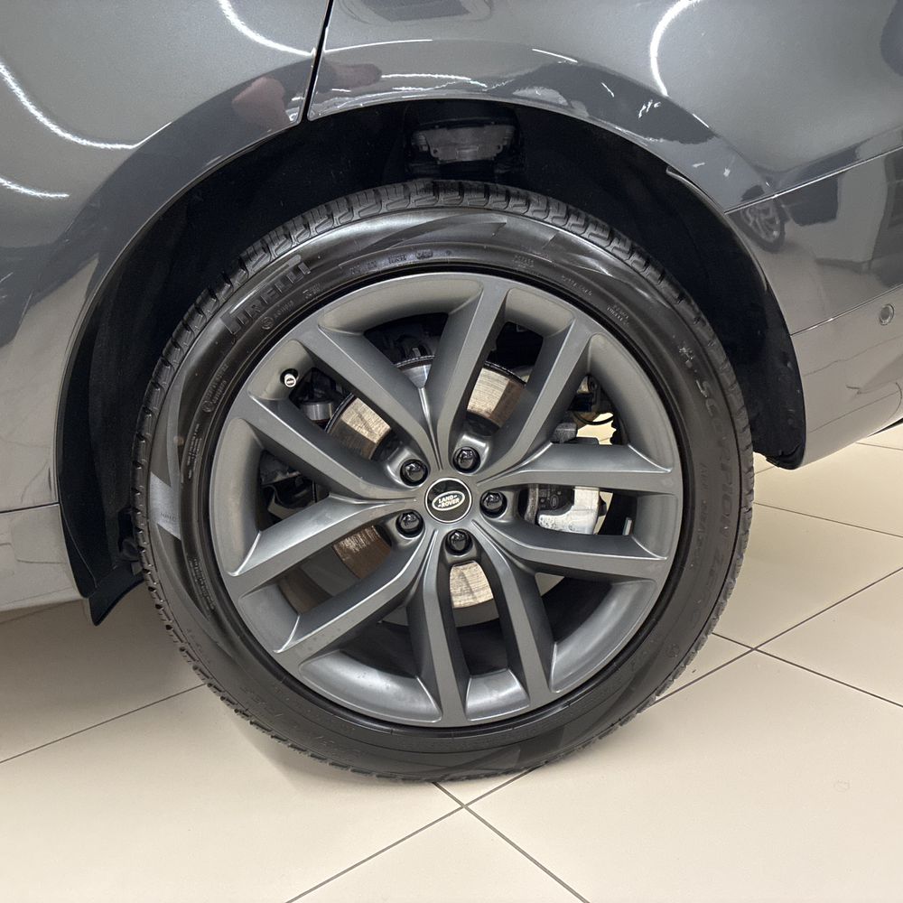 2025 Land Rover Range Rover Sport P460e Dynamic SE
