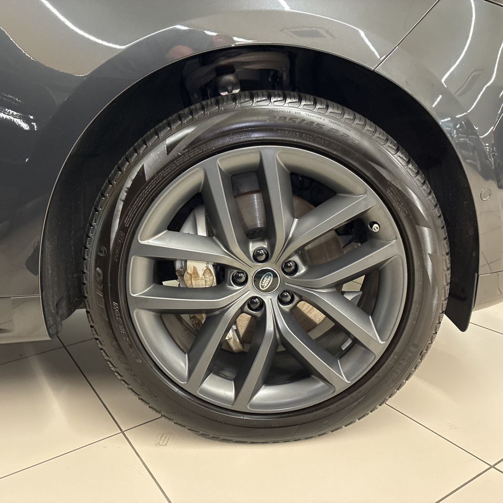 2025 Land Rover Range Rover Sport P460e Dynamic SE
