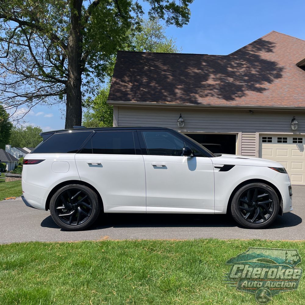 2026 Land Rover Range Rover Sport P400 Dynamic SE