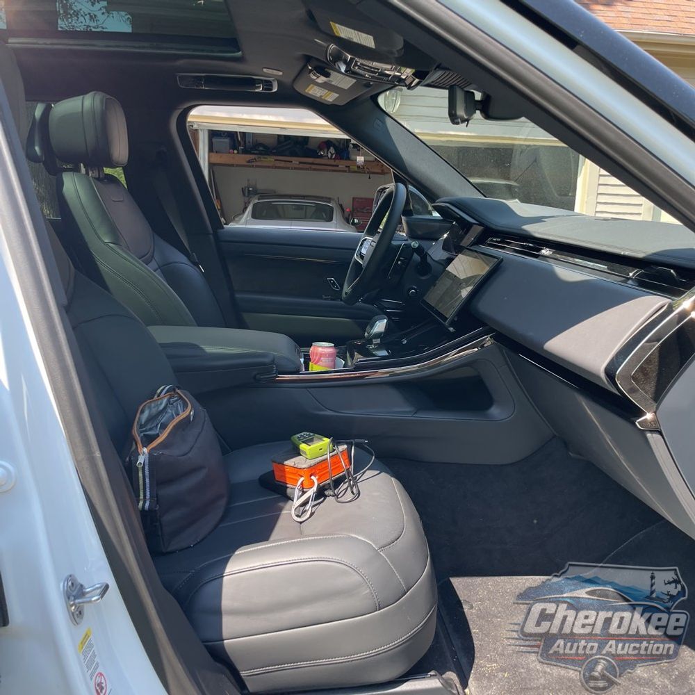 2026 Land Rover Range Rover Sport P400 Dynamic SE