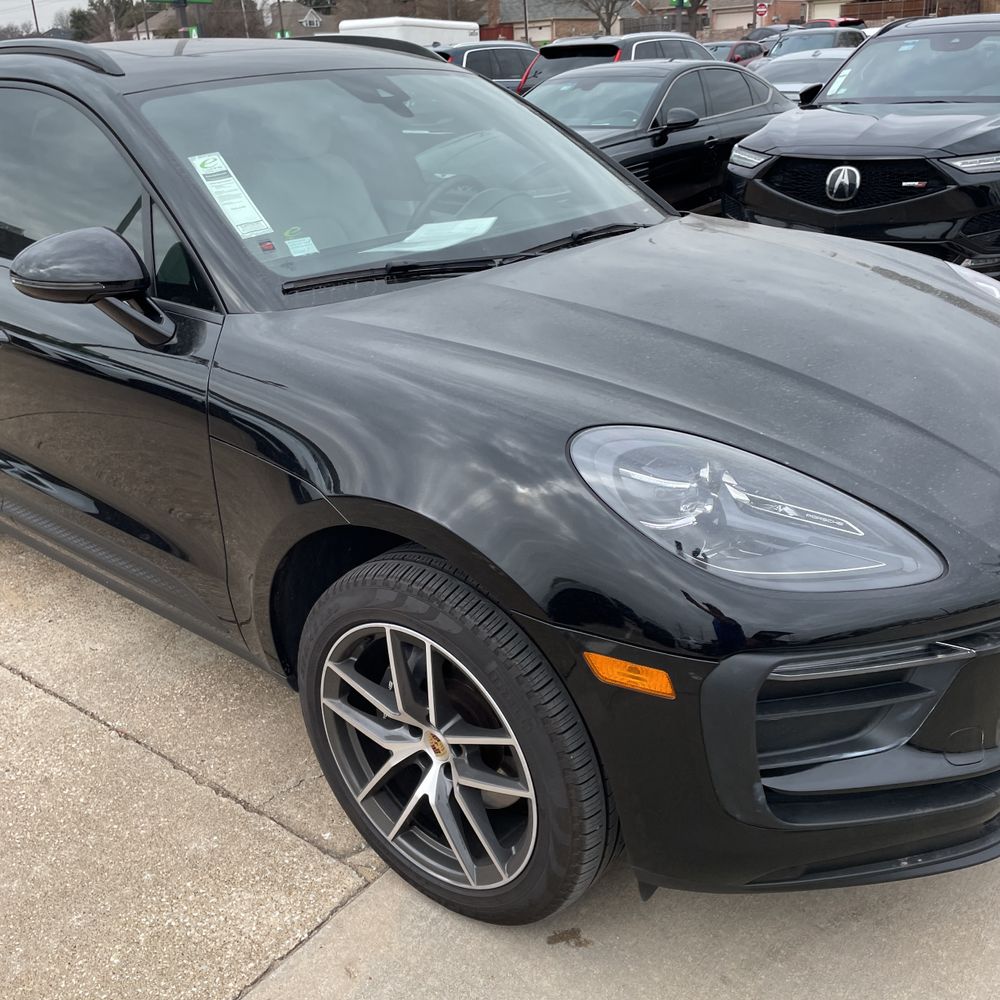 2024 Porsche Macan Base