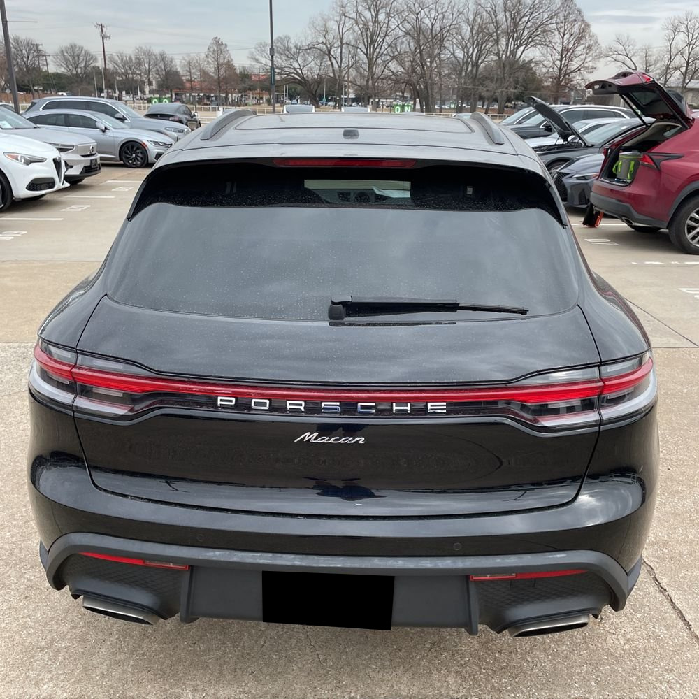 2024 Porsche Macan Base