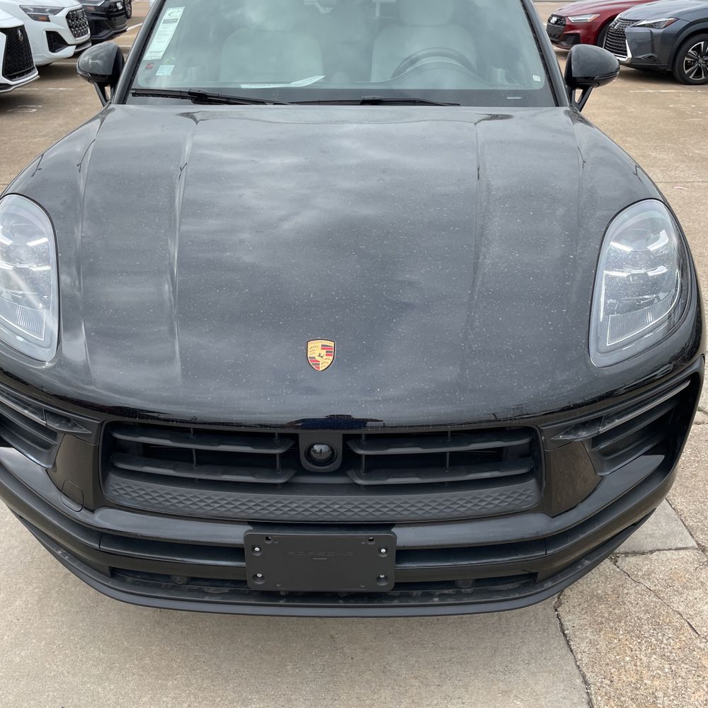 2024 Porsche Macan Base