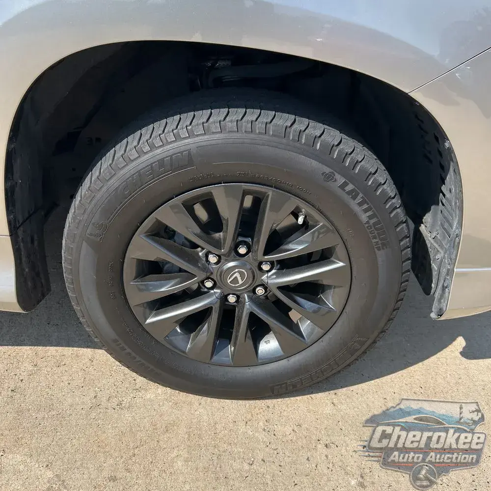 2023 Lexus GX 460 Base