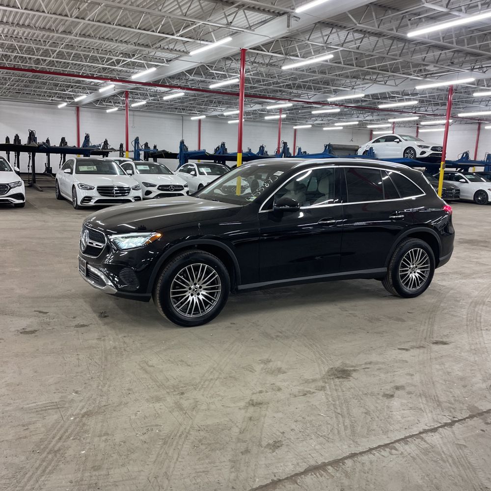 2026 Mercedes-Benz GLC 300