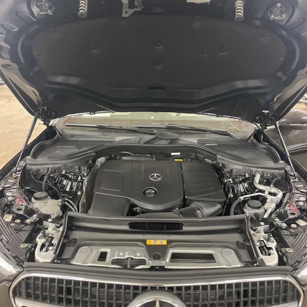 2026 Mercedes-Benz GLC 300