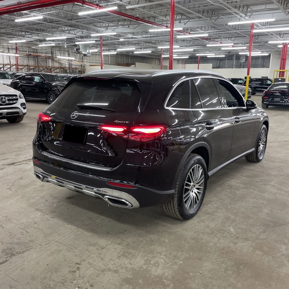 2026 Mercedes-Benz GLC 300