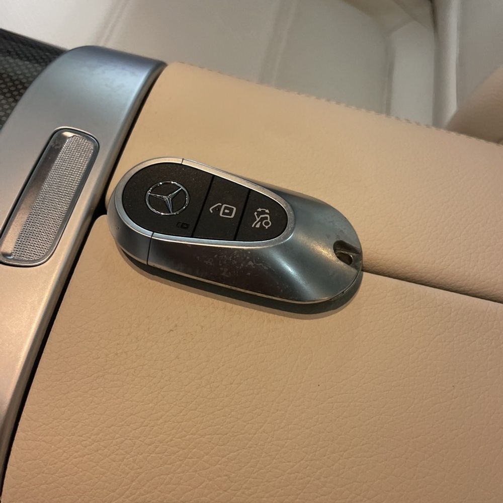 2026 Mercedes-Benz GLC 300