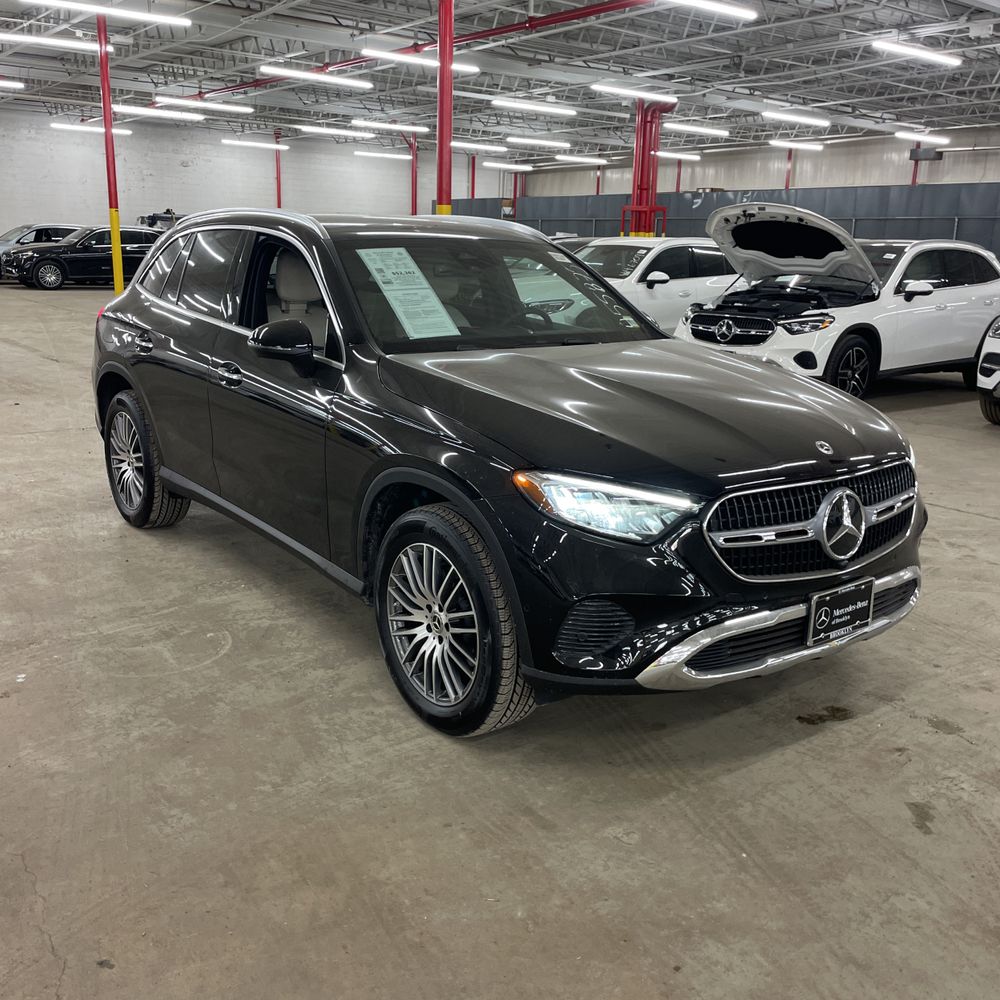 2026 Mercedes-Benz GLC 300