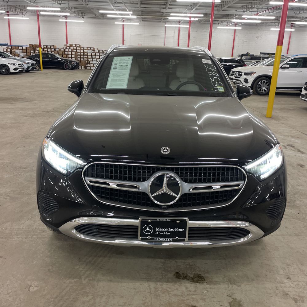 2026 Mercedes-Benz GLC 300