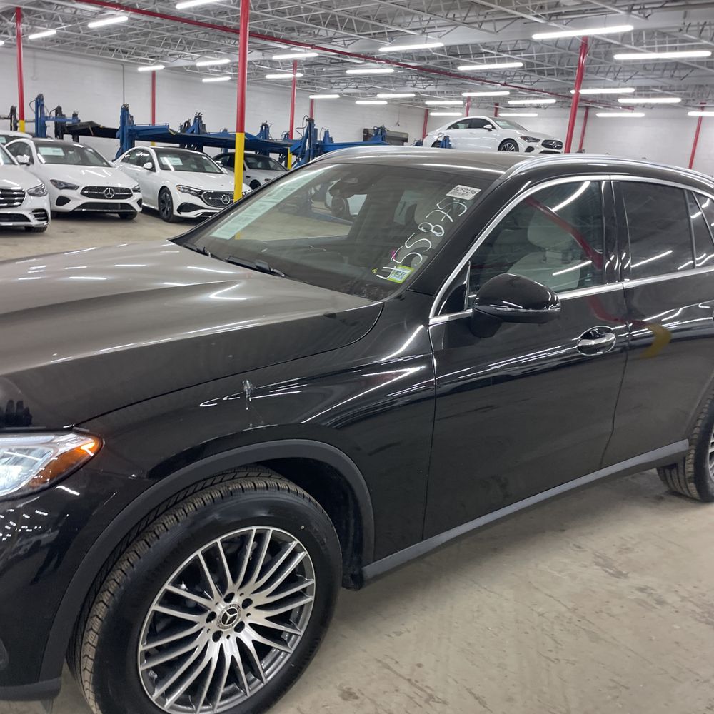 2026 Mercedes-Benz GLC 300