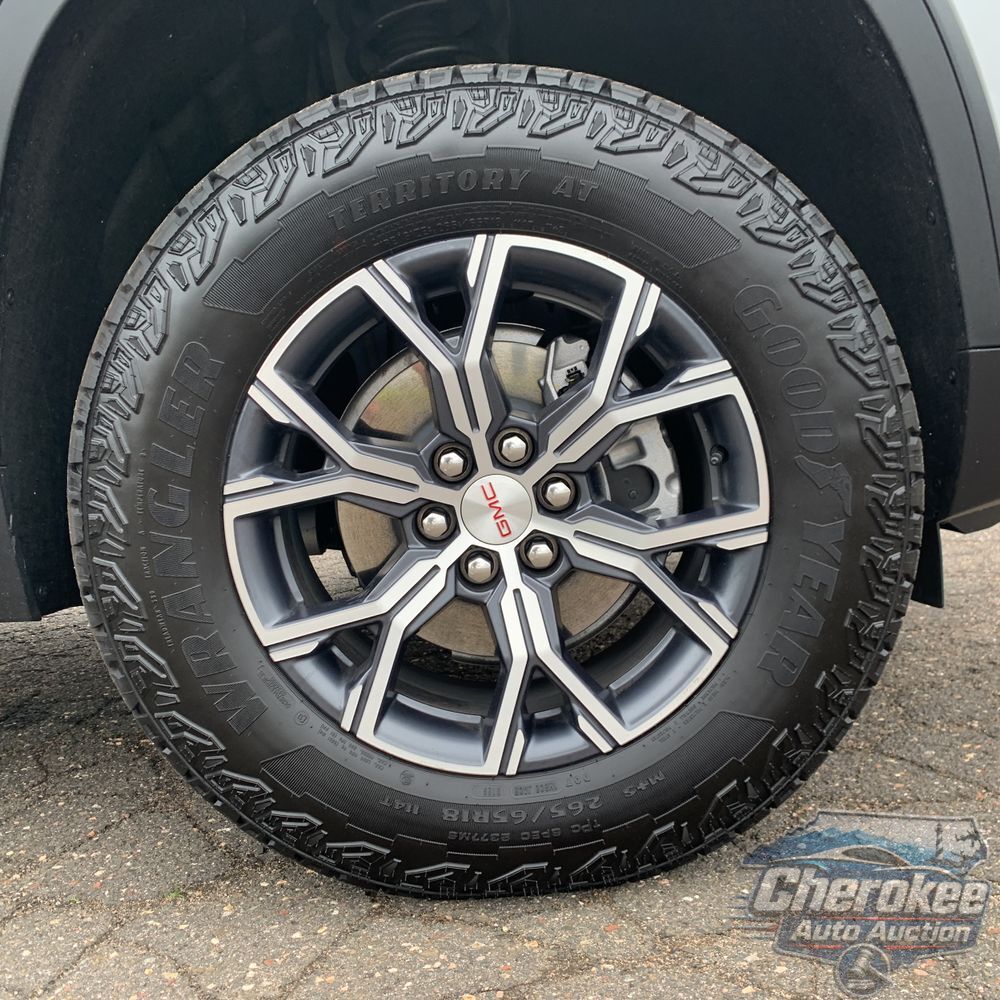 2026 GMC Acadia AT4