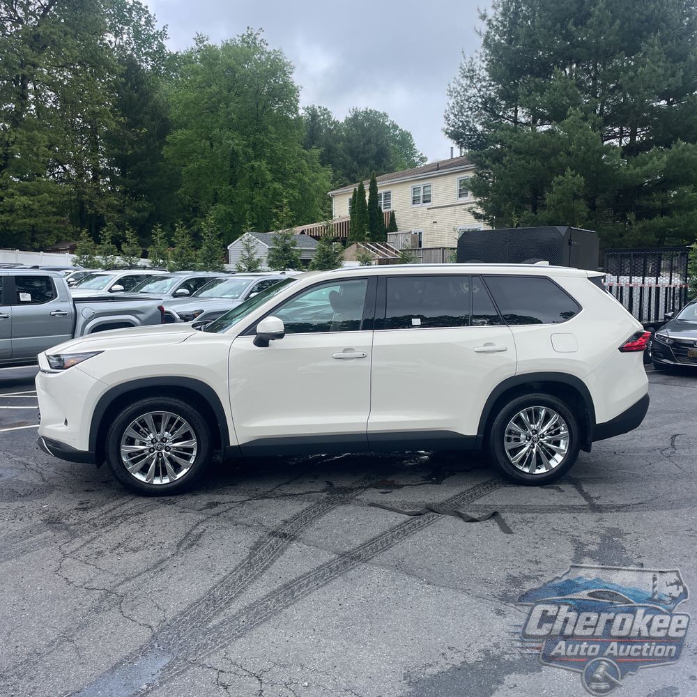 2024 Toyota Grand Highlander Platinum