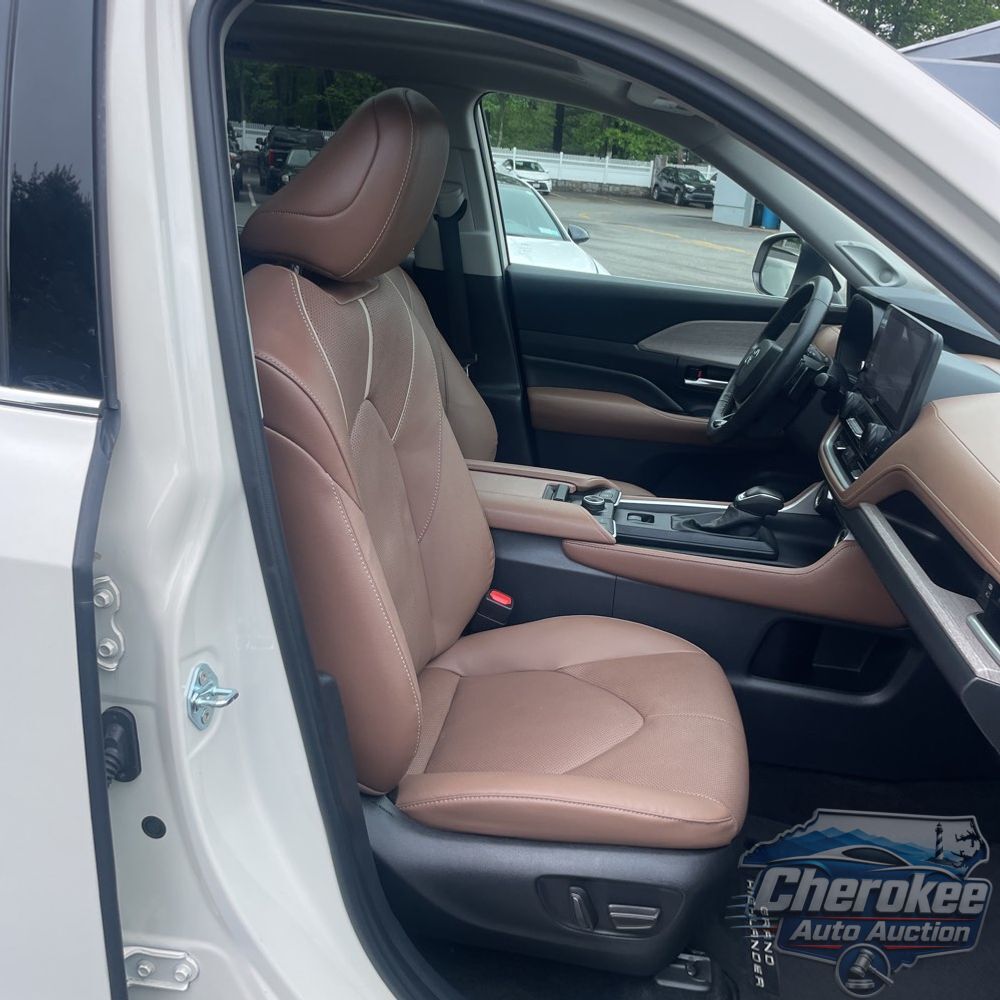 2024 Toyota Grand Highlander Platinum