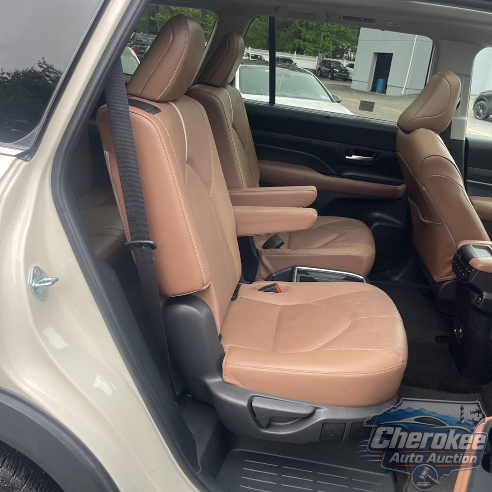 2024 Toyota Grand Highlander Platinum