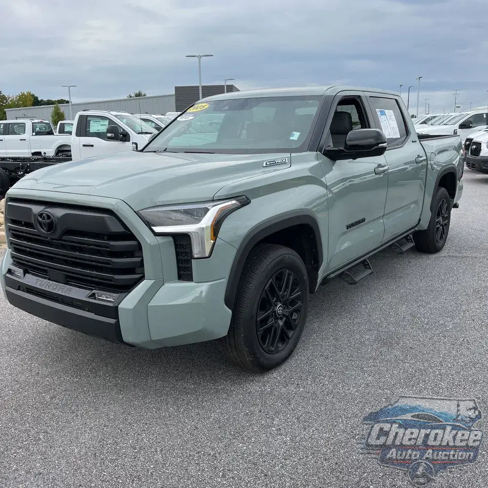 2025 Toyota Tundra Limited HV