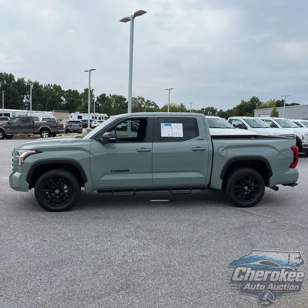 2025 Toyota Tundra Limited HV