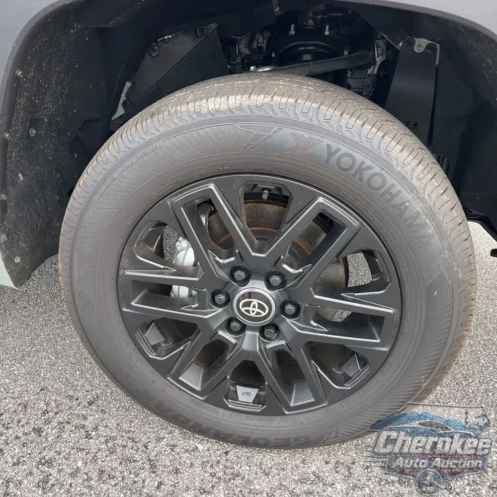 2025 Toyota Tundra Limited HV