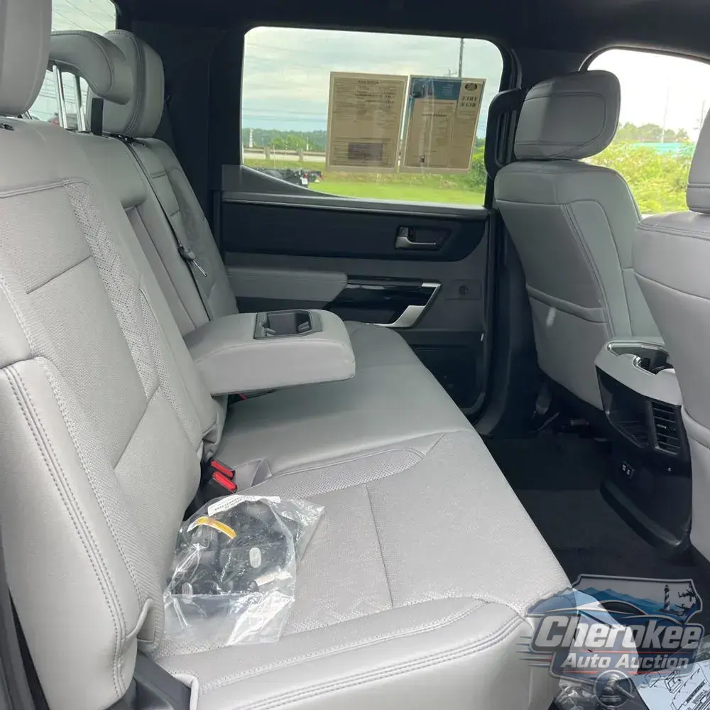 2025 Toyota Tundra Limited HV