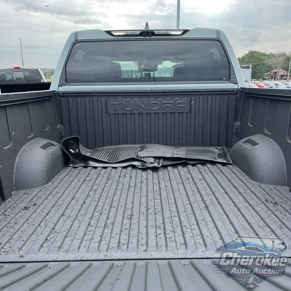 2025 Toyota Tundra Limited HV
