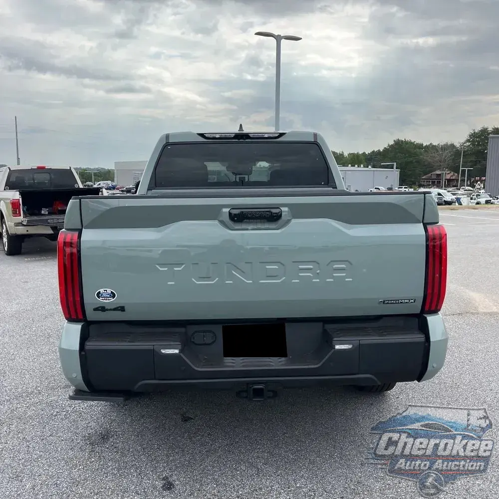 2025 Toyota Tundra Limited HV
