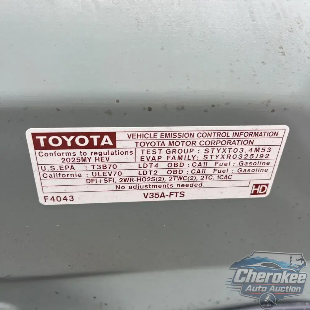 2025 Toyota Tundra Limited HV