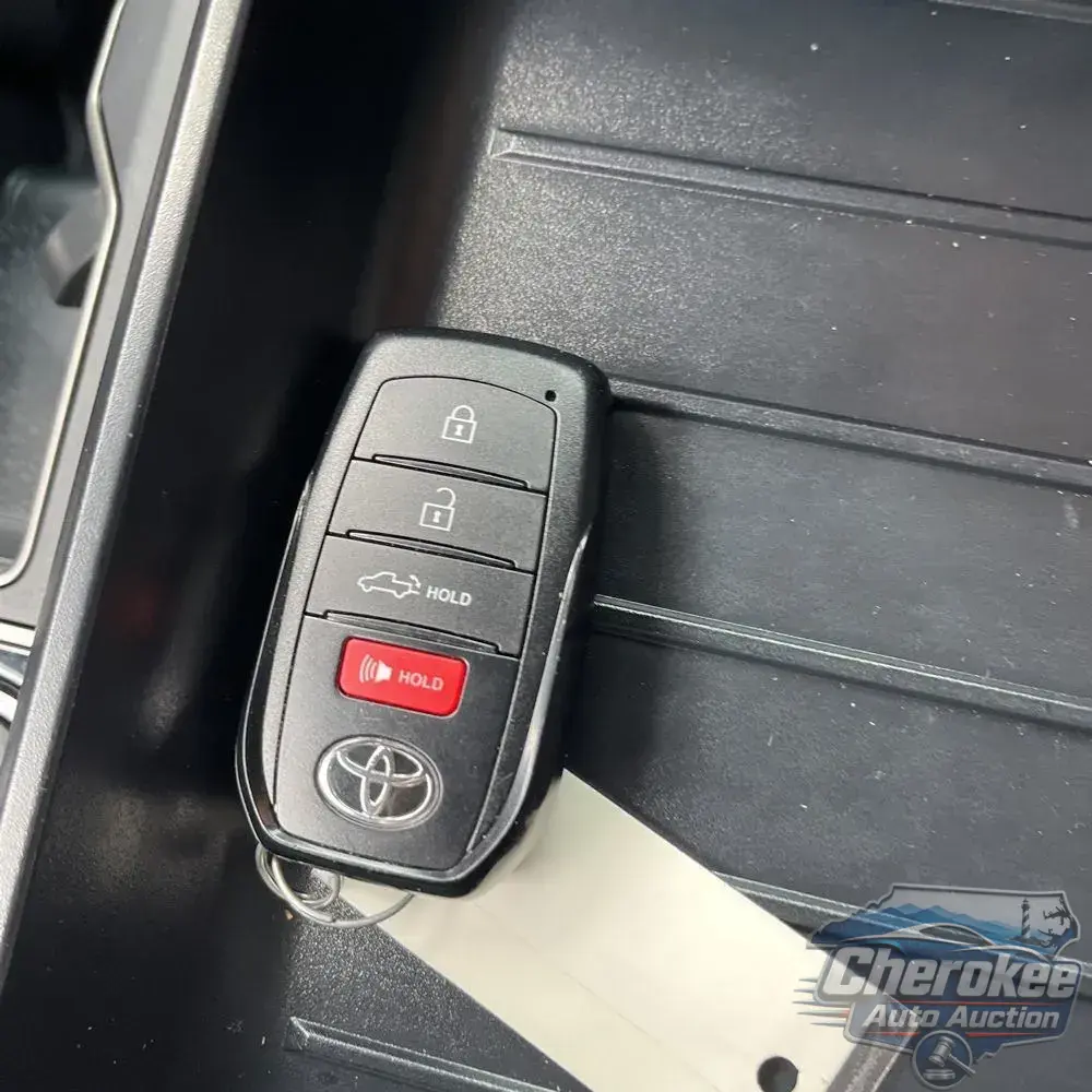 2025 Toyota Tundra Limited HV