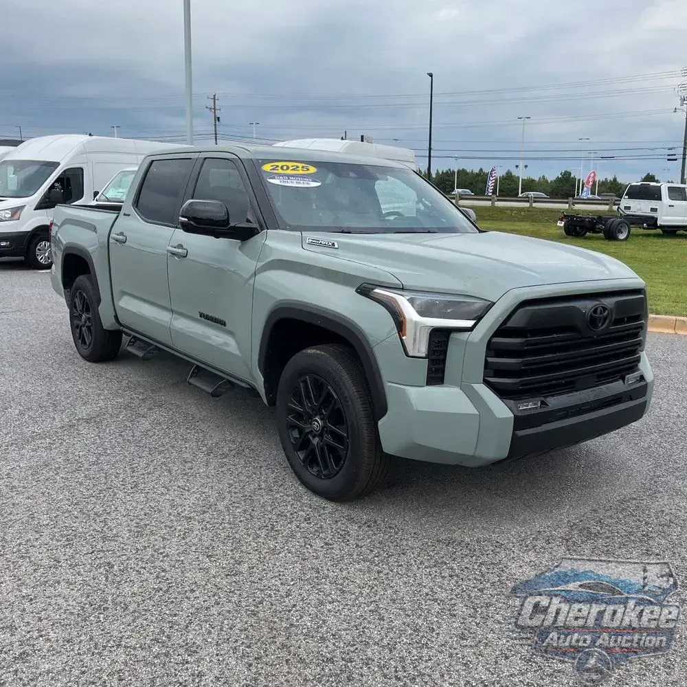 2025 Toyota Tundra Limited HV