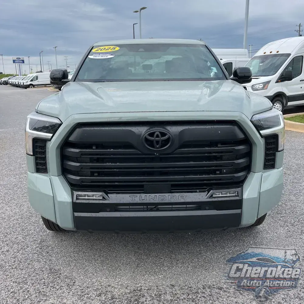 2025 Toyota Tundra Limited HV