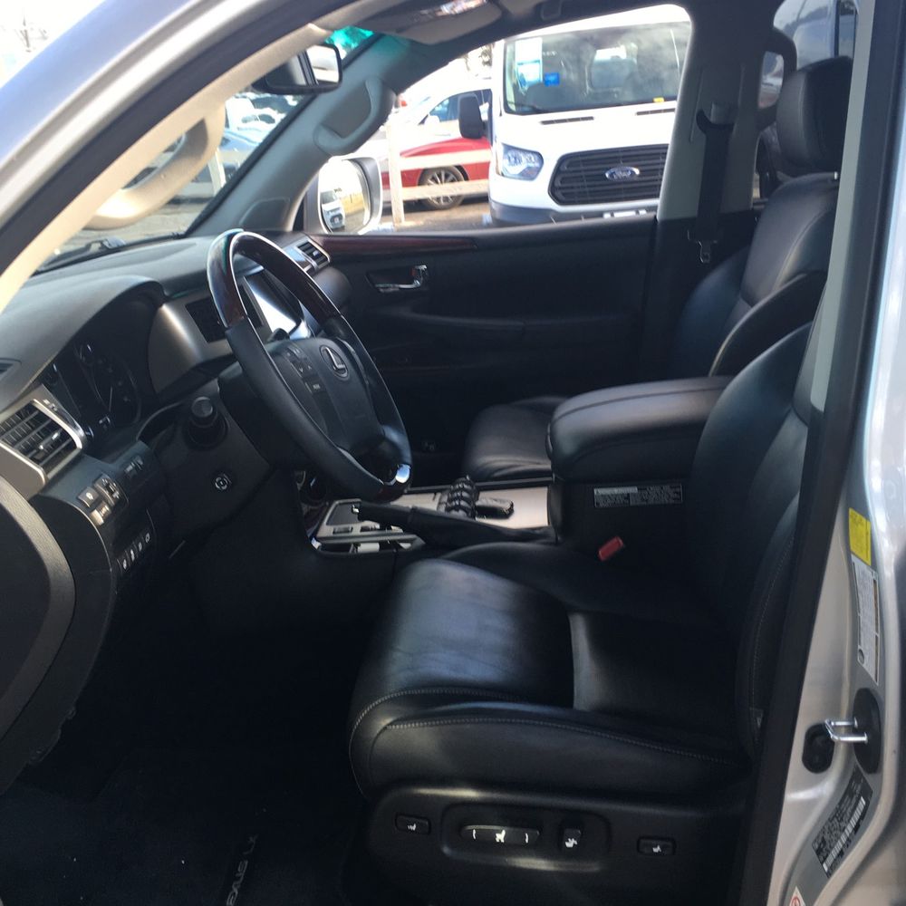 2015 Lexus LX 570