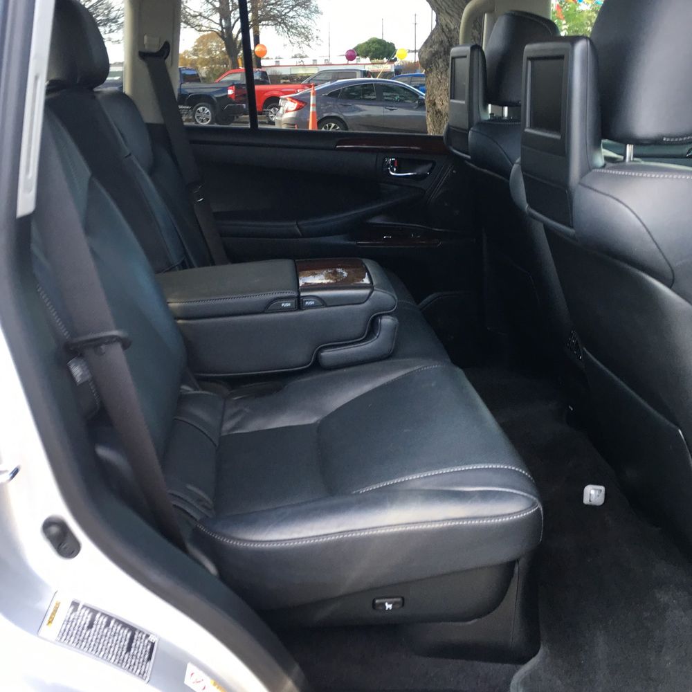 2015 Lexus LX 570