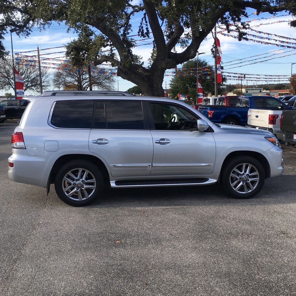 2015 Lexus LX 570