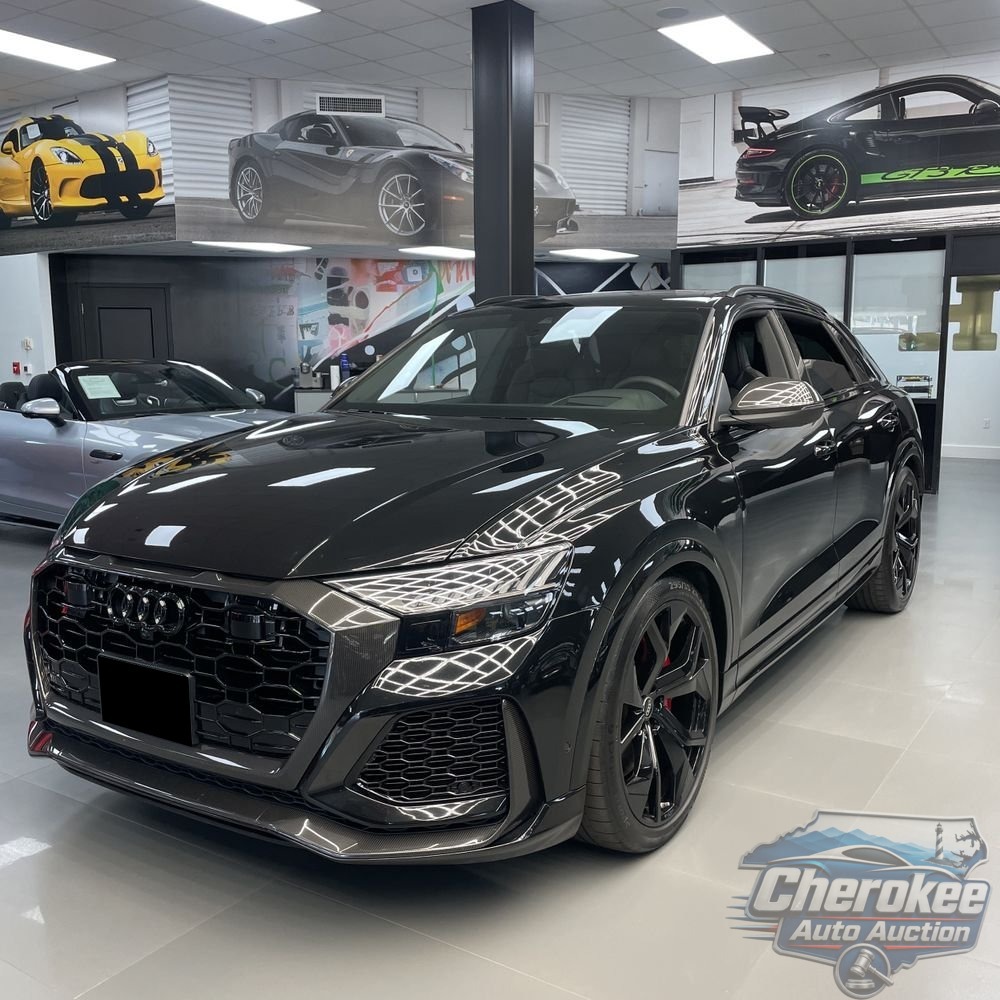 2024 Audi RS Q8 Base