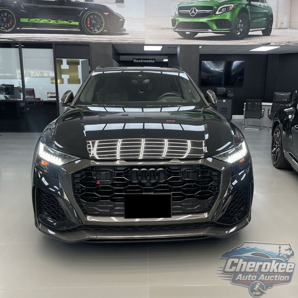 2024 Audi RS Q8 Base