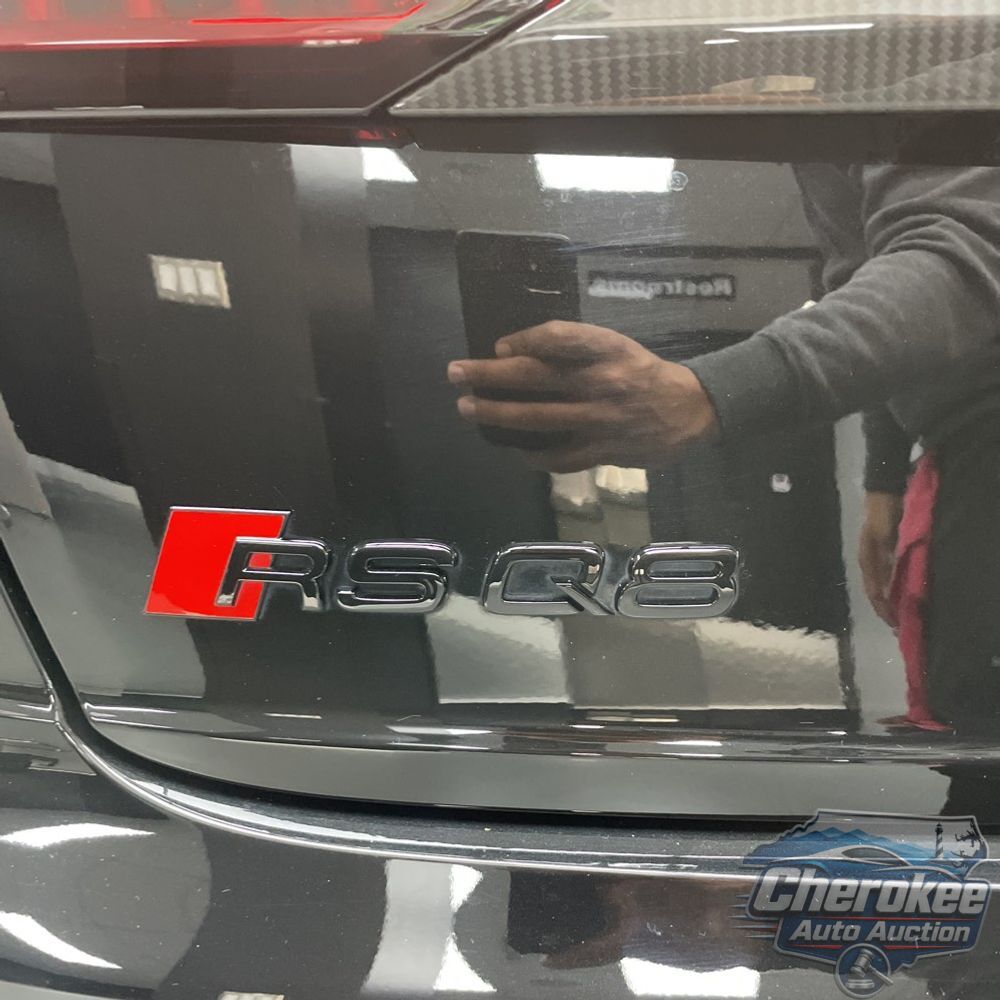 2024 Audi RS Q8 Base