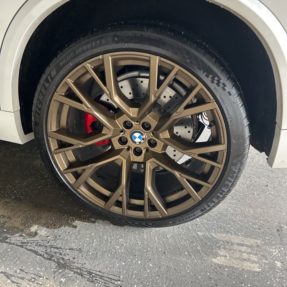 2022 BMW X5 M