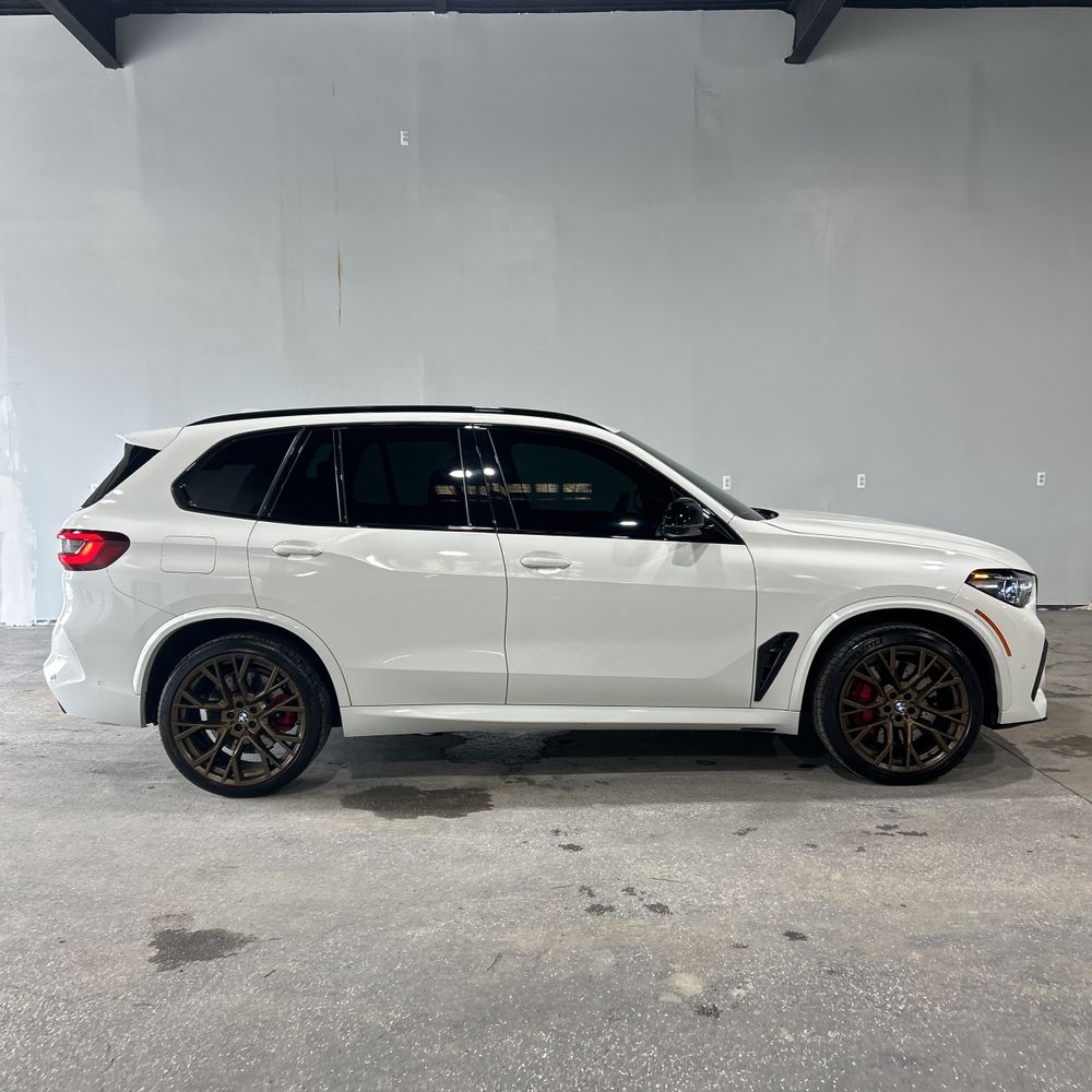 2022 BMW X5 M