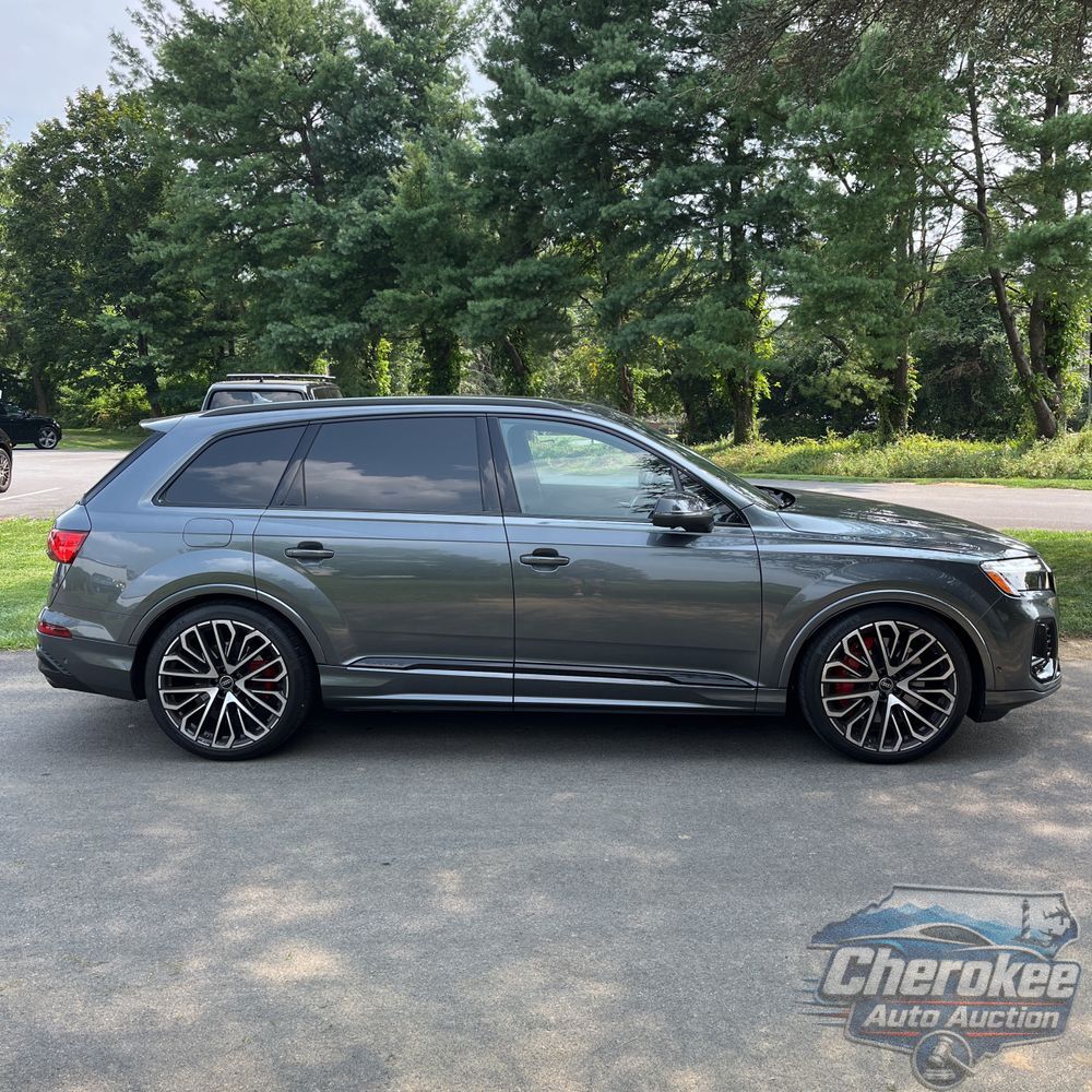 2025 Audi SQ7 Prestige