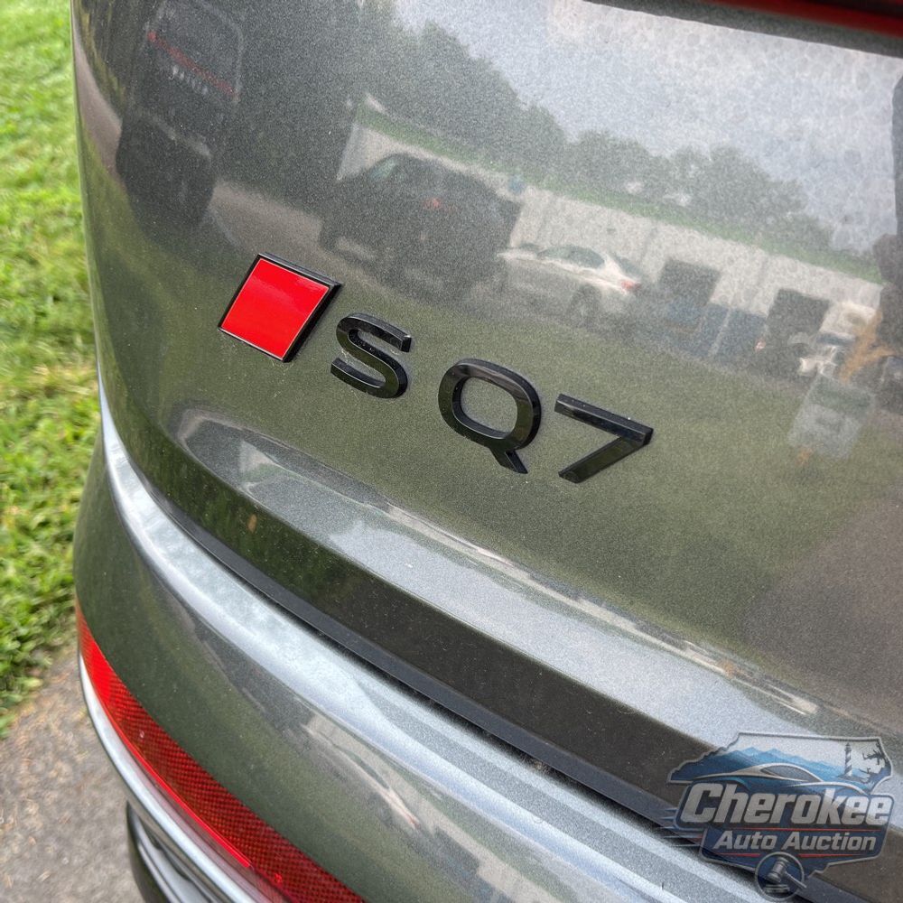 2025 Audi SQ7 Prestige