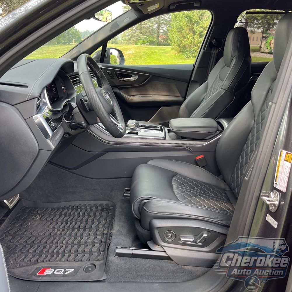 2025 Audi SQ7 Prestige