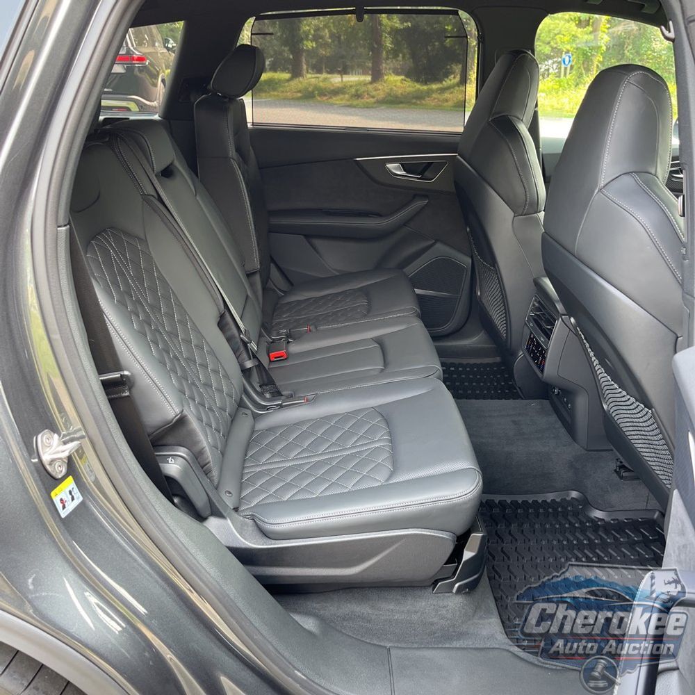 2025 Audi SQ7 Prestige