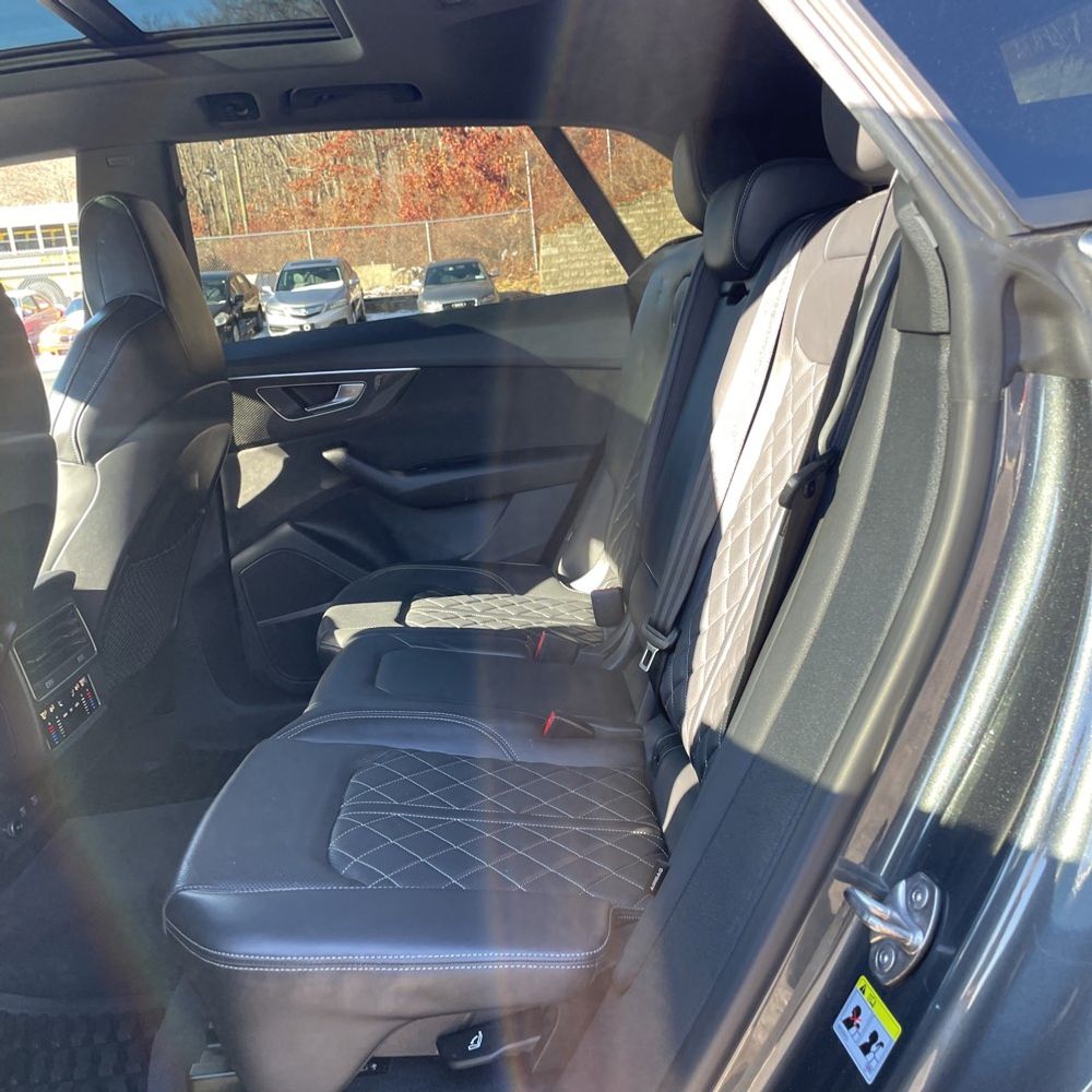 2021 Audi SQ8 Premium Plus
