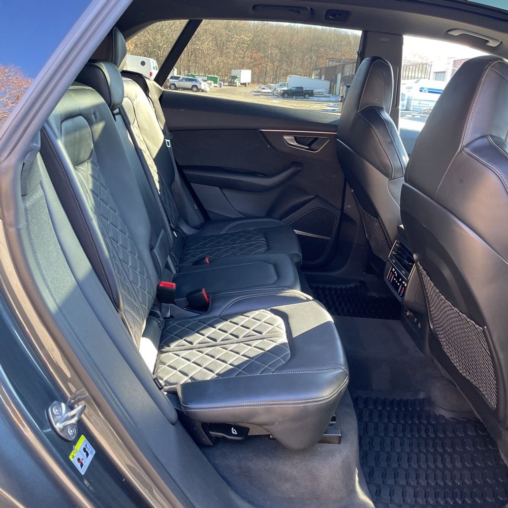 2021 Audi SQ8 Premium Plus