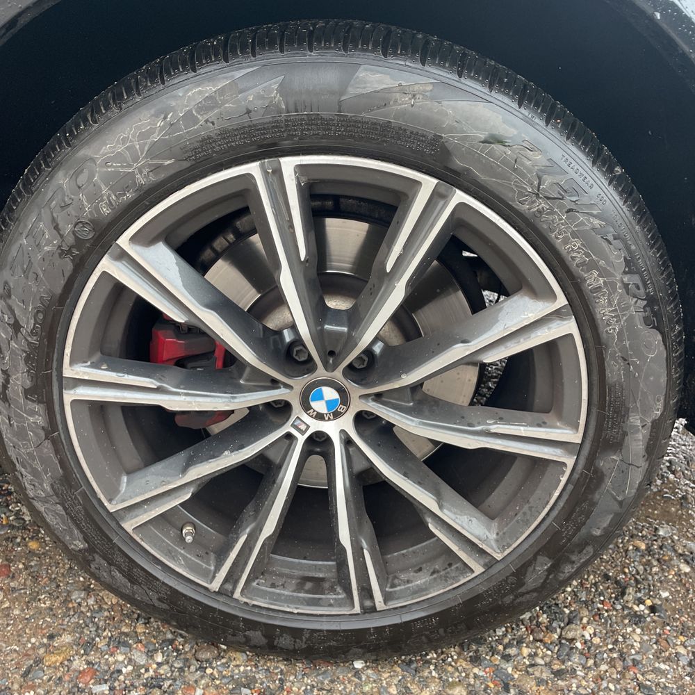 2023 BMW X6 M50i
