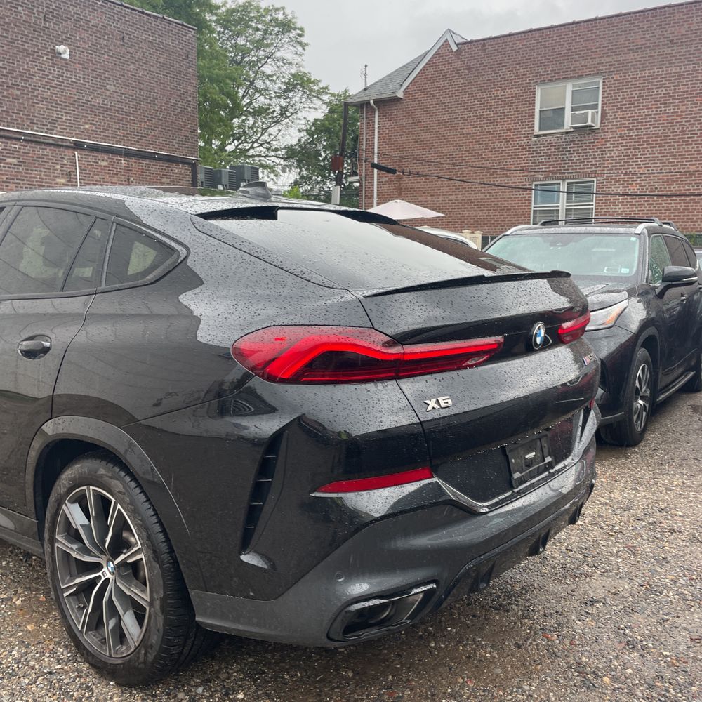 2023 BMW X6 M50i