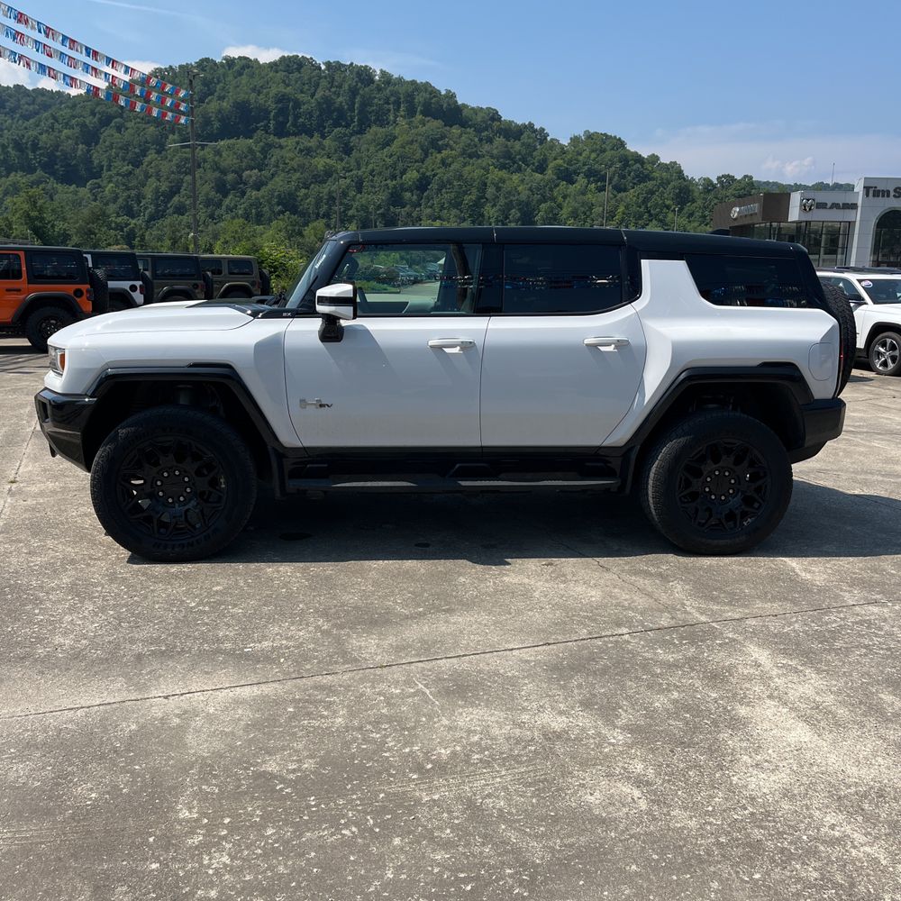 2024 GMC HUMMER EV 2X